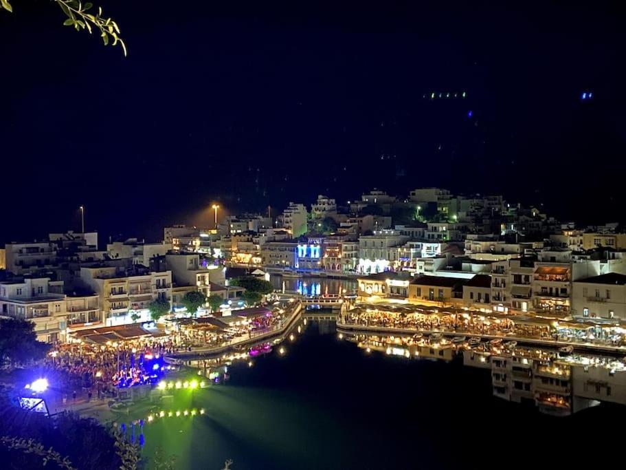 Kamari- Stunning Views
